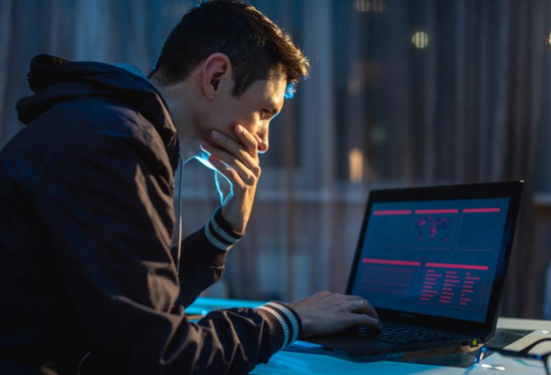   Rosjanin oskarżony w USA o cyberataki na Ukrainę