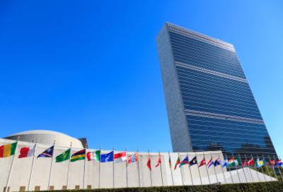 ONZ przyjmuje pierwszą globalną rezolucję dotyczącą sztucznej inteligencji