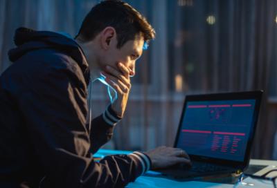   Rosjanin oskarżony w USA o cyberataki na Ukrainę