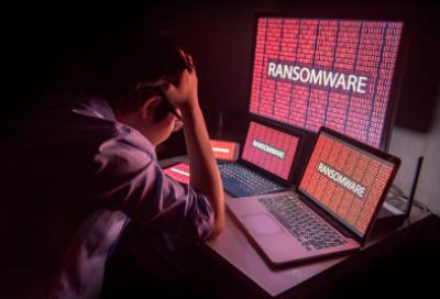 Aresztowanie 17-latka z Walsall za cyberatak na duże organizacje